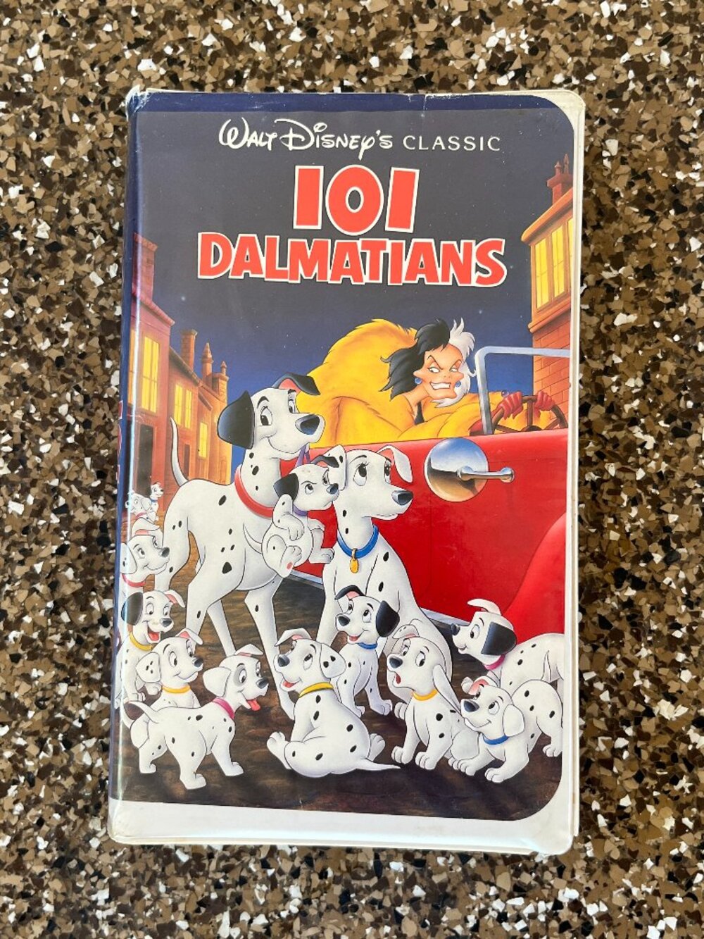 Walt Disney 101 Dalmatians VHS 90s vintage retro kidcore childhood cassette tape
